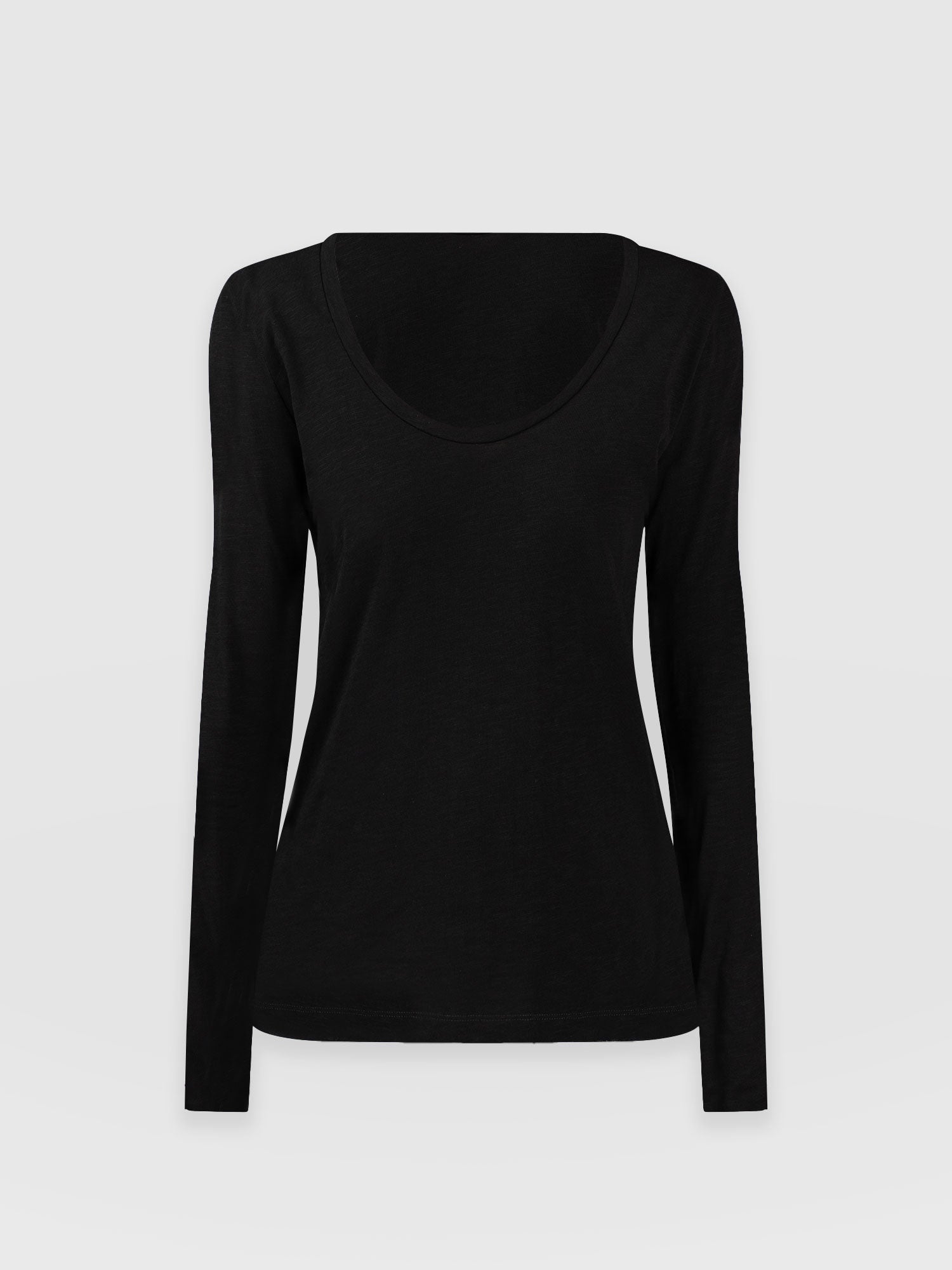 Scoop Neck Long Sleeve Tee Black - Women's Tops | Saint + Sofia® UK